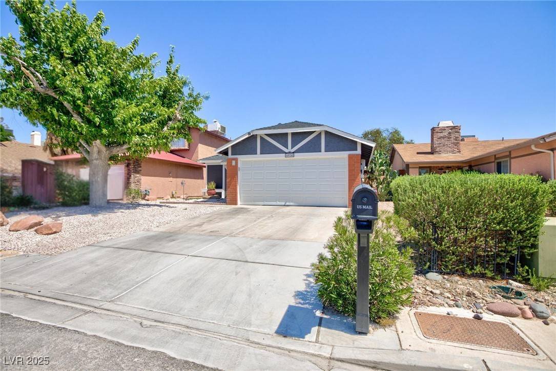 6924 Senton AVE, Las Vegas, NV 89108
