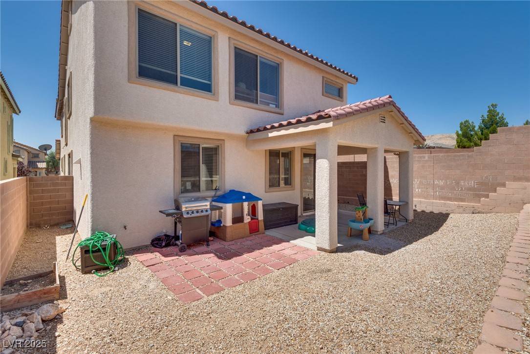 Las Vegas, NV 89148,9746 Vista Cache CT