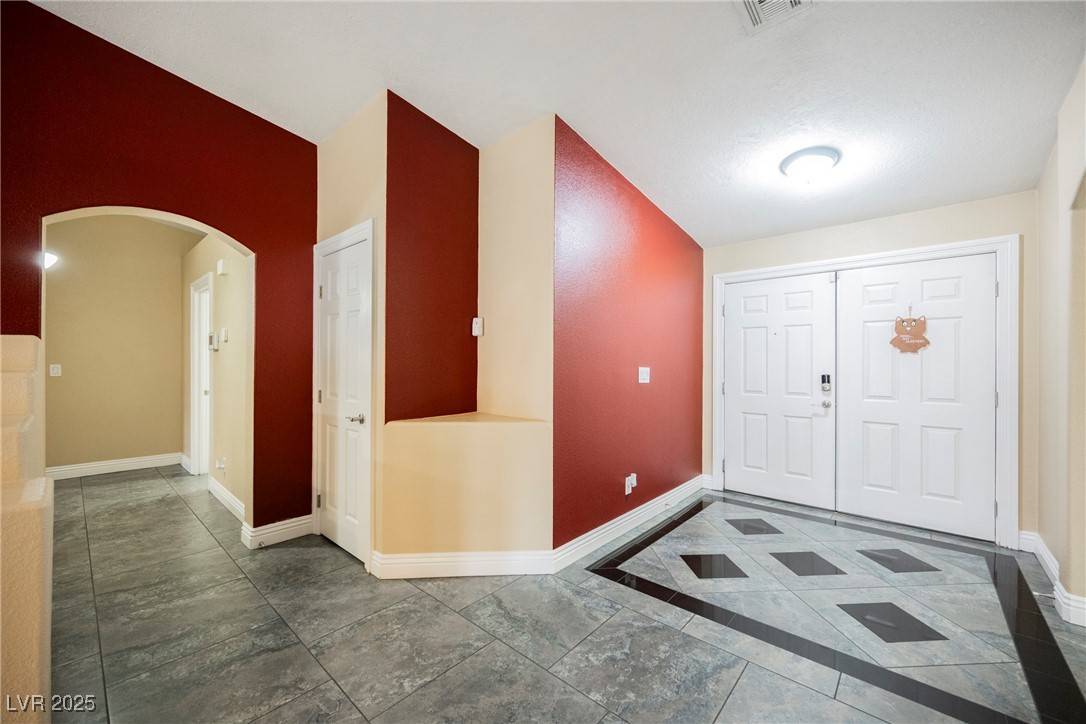 Henderson, NV 89002,47 Desert Sunflower CIR
