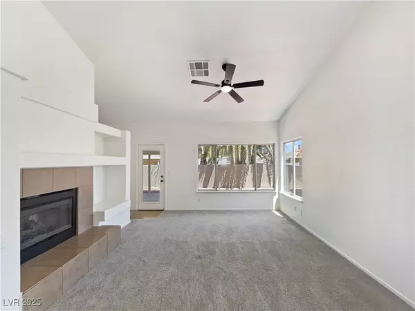 North Las Vegas, NV 89032,3804 Wren CT