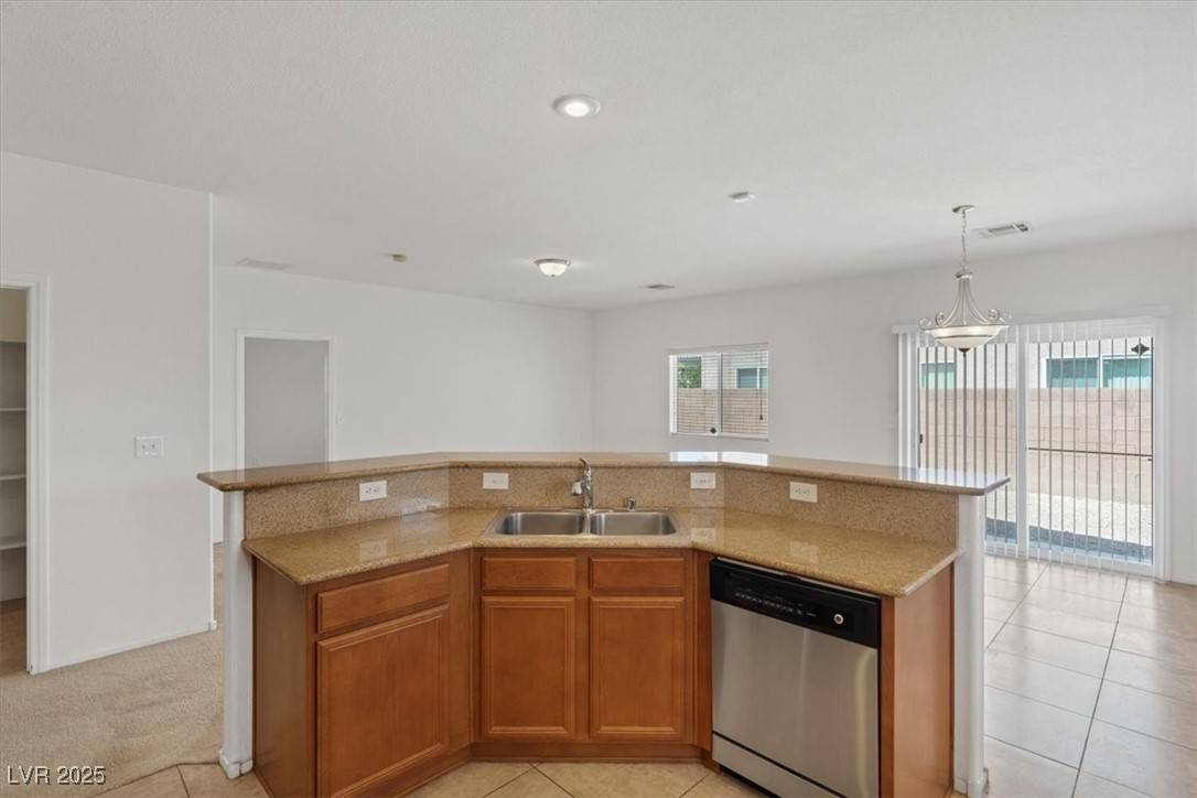 Las Vegas, NV 89113,6041 Rosanna ST
