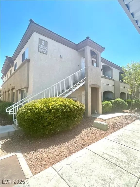 3400 Cabana DR #2040, Las Vegas, NV 89122