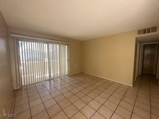 Las Vegas, NV 89120,3104 Tarpon DR #101