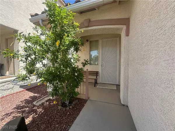 Las Vegas, NV 89117,8042 Palace Monaco AVE