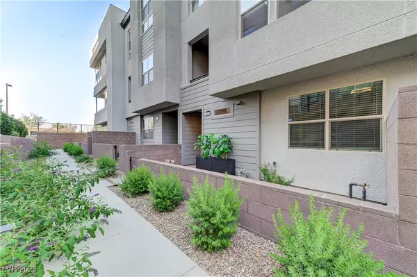 Las Vegas, NV 89138,659 Spotted Falcon ST