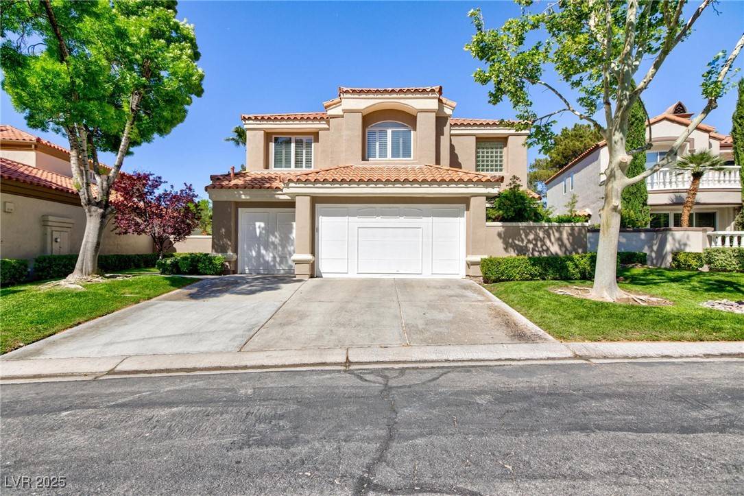 8244 Horseshoe Bend LN, Las Vegas, NV 89113