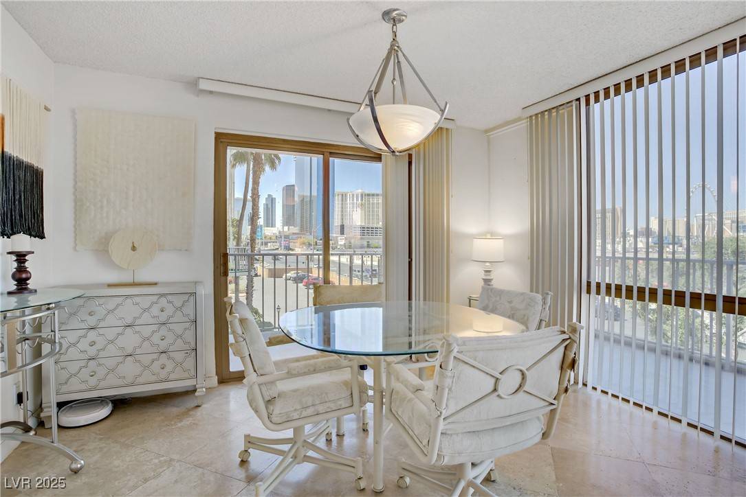 Las Vegas, NV 89169,205 E Harmon AVE #306