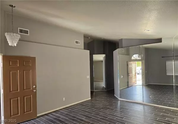 Las Vegas, NV 89130,5121 Backwoodsman AVE