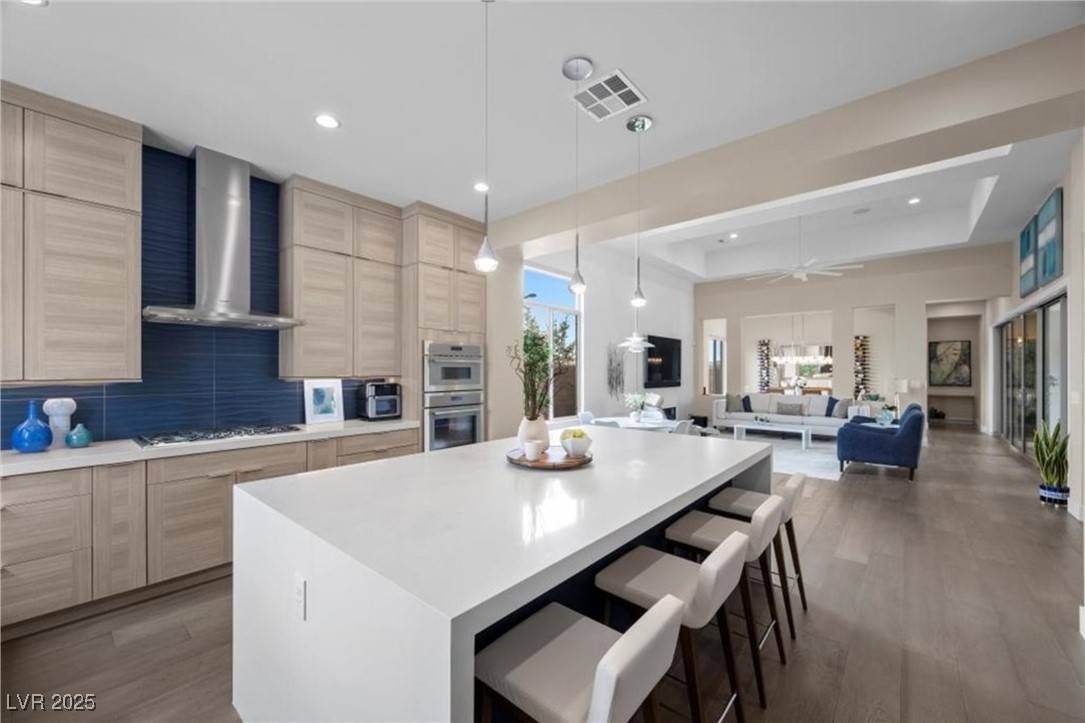6804 Regency Stone WAY, Las Vegas, NV 89148