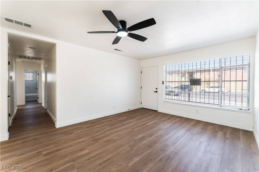 Las Vegas, NV 89106,1648 J ST