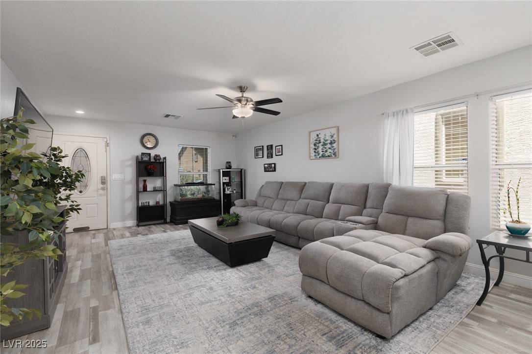 North Las Vegas, NV 89031,5620 Siena Rose ST