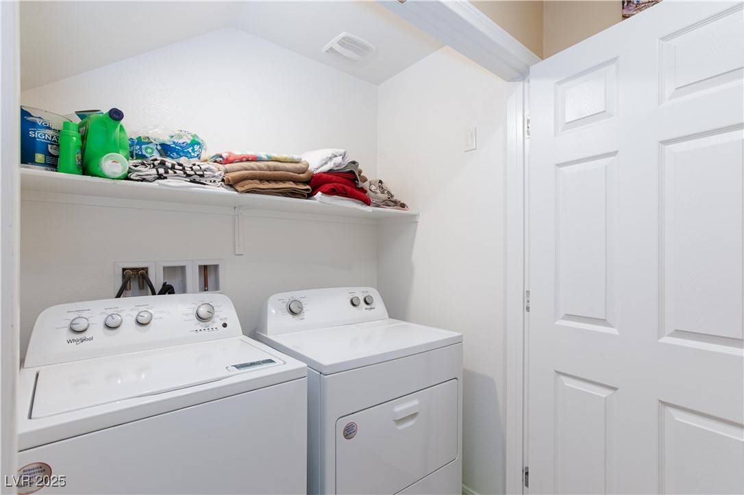 Henderson, NV 89015,668 Tiarella LN