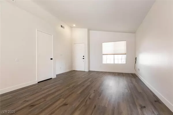 Las Vegas, NV 89130,4825 White Aspen AVE