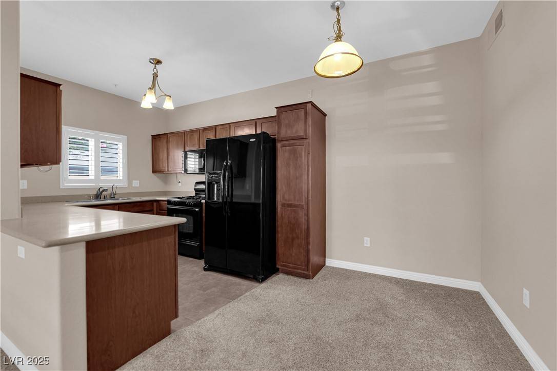 Henderson, NV 89052,2291 W Horizon Ridge Pkwy #6131