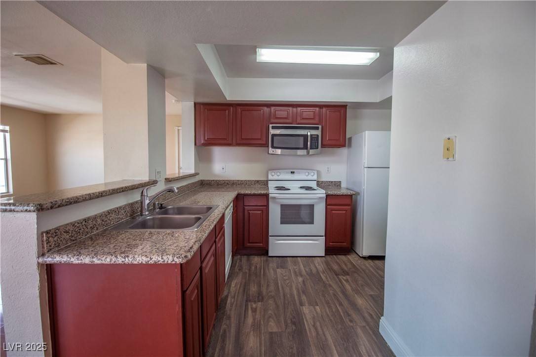 Las Vegas, NV 89156,6800 E Lake Mead BLVD #2100