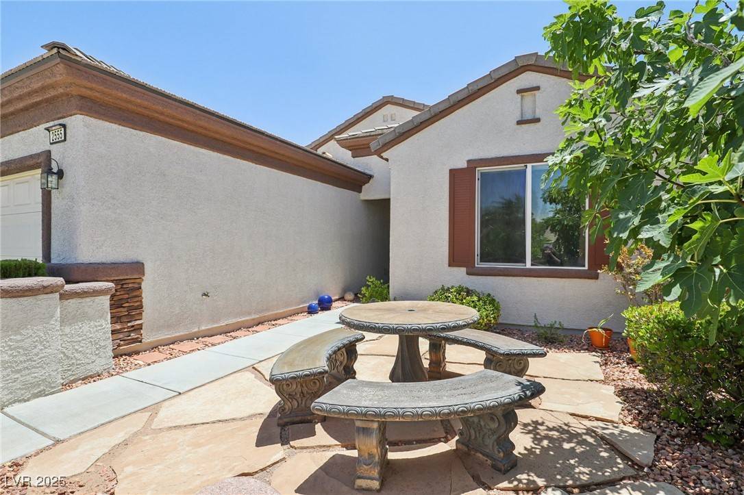 Henderson, NV 89044,2555 Moonlight Valley AVE