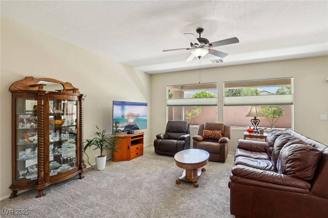 Henderson, NV 89044,2555 Moonlight Valley AVE