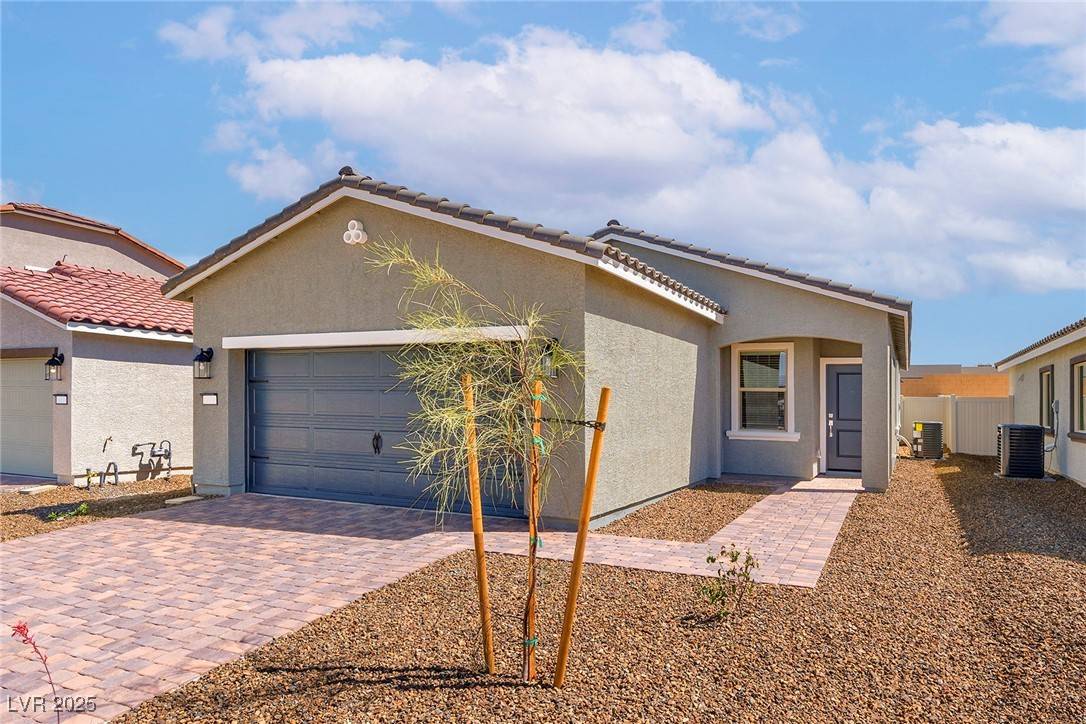 Las Vegas, NV 89156,2624 Lily Point ST