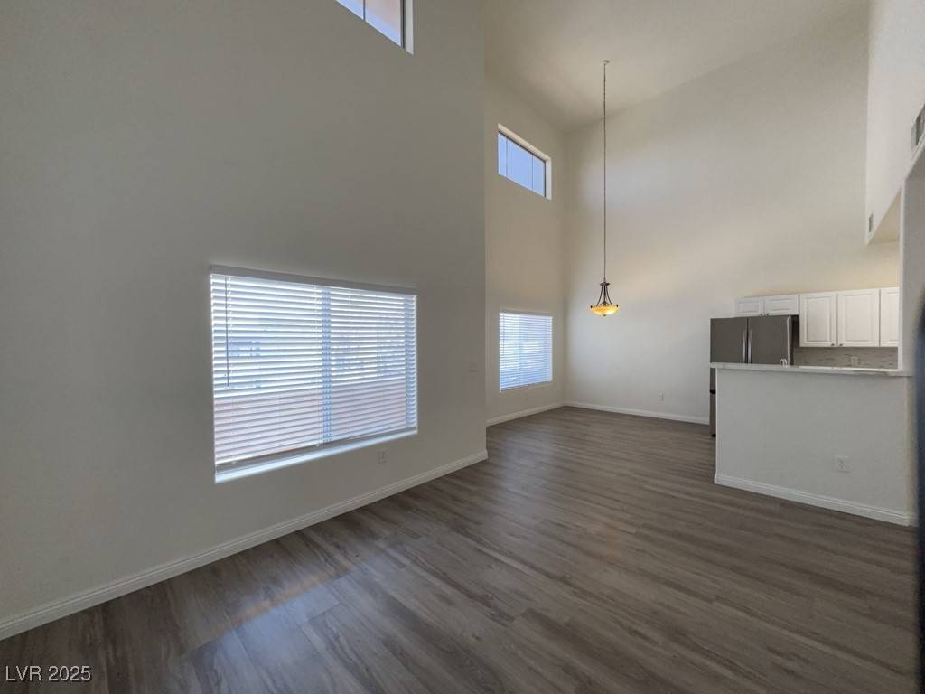 Las Vegas, NV 89120,4915 E Russell RD #125