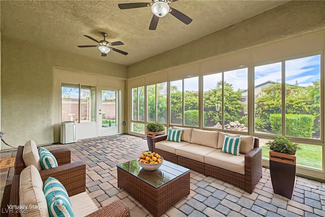Las Vegas, NV 89149,8732 Kendall Brook CIR