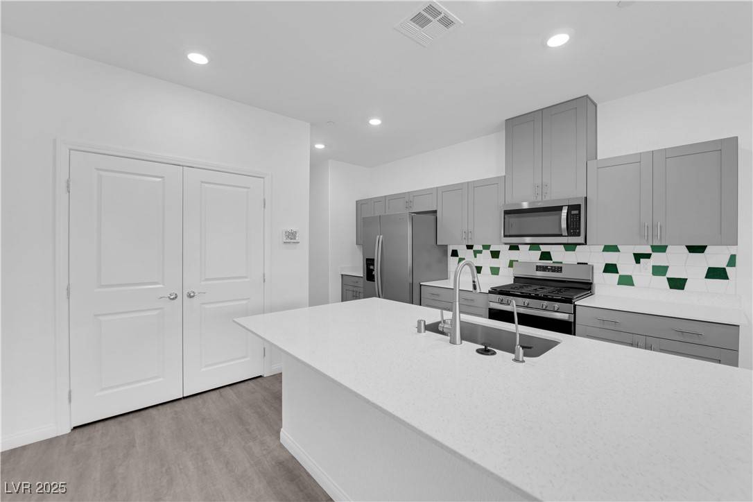 Las Vegas, NV 89141,4747 Bluebird Cliffs AVE