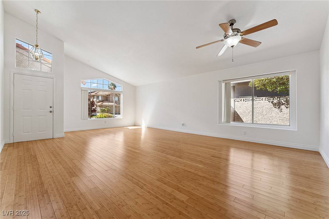 Las Vegas, NV 89117,1908 Summit Pointe DR