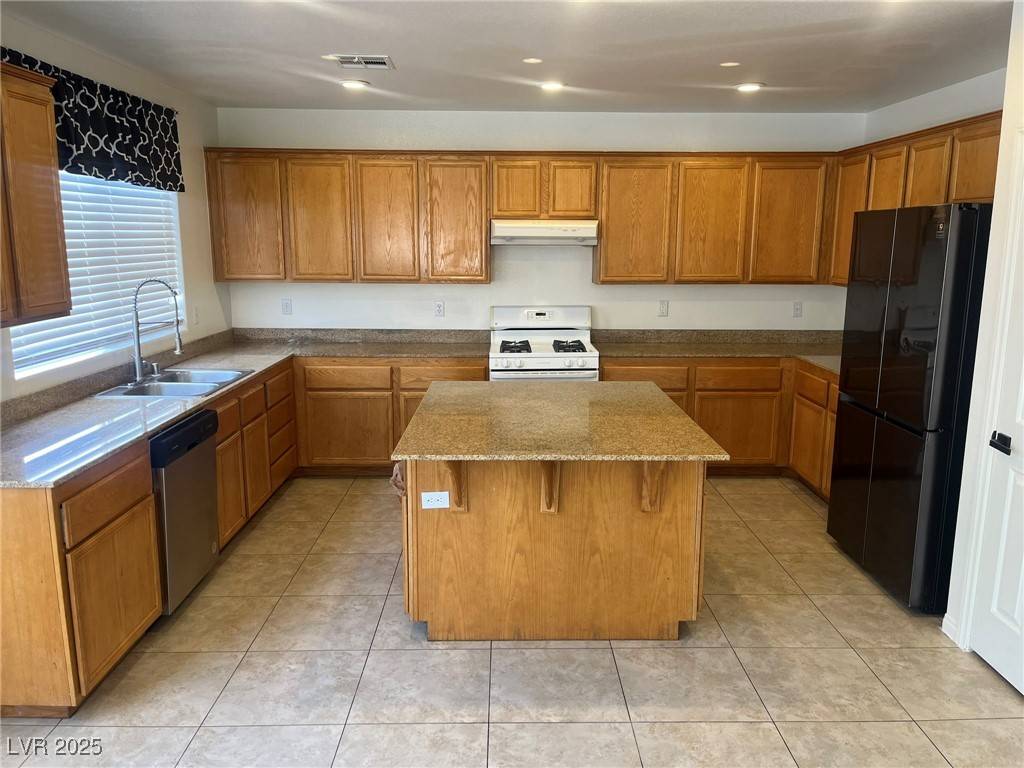 Las Vegas, NV 89148,302 Waterton Lakes