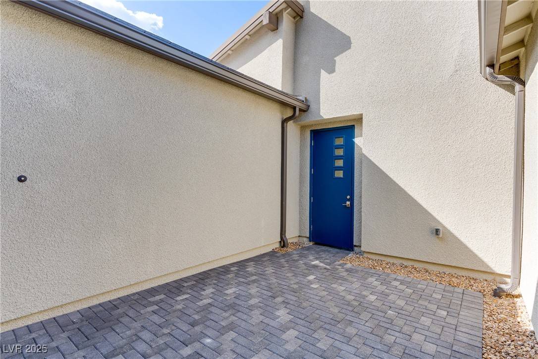 Henderson, NV 89052,1985 Regal Bluff DR