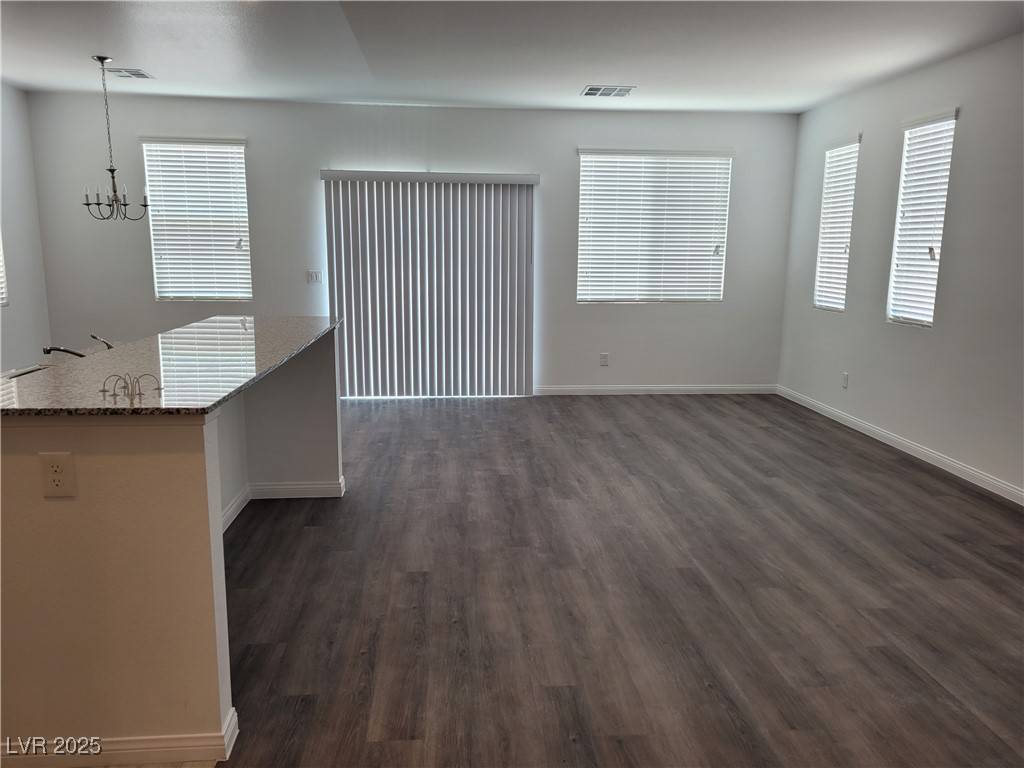 Las Vegas, NV 89103,5787 Lucky Pagoda CT
