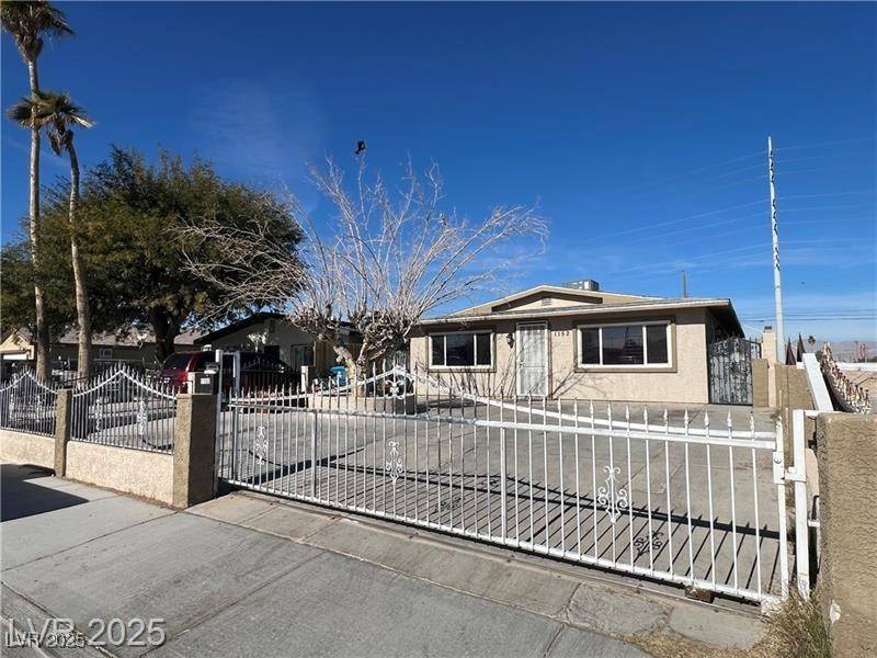 1152 Miller AVE, Las Vegas, NV 89106