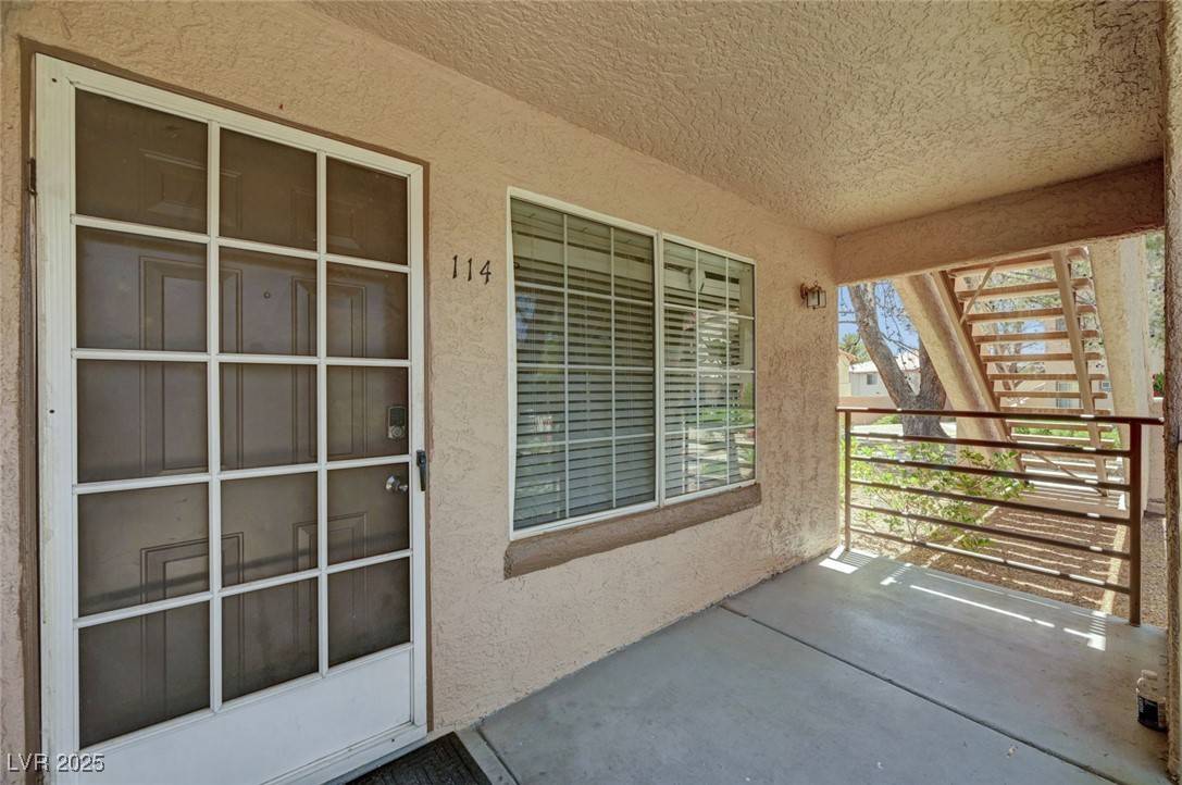 Las Vegas, NV 89117,9070 Spring Mountain RD #114