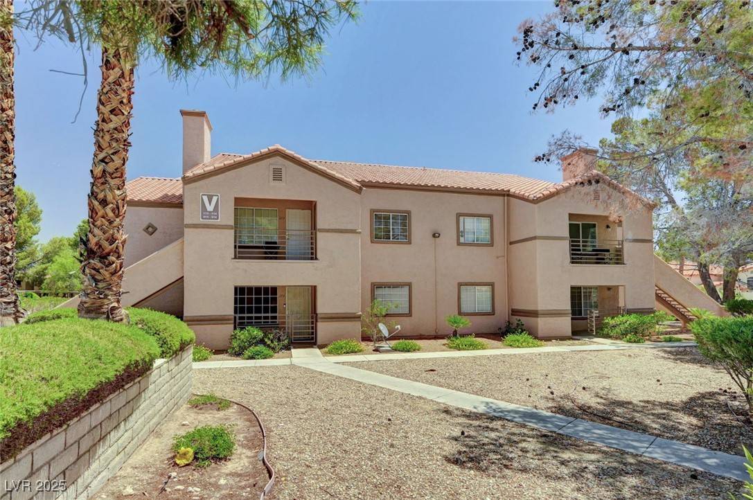 Las Vegas, NV 89117,9070 Spring Mountain RD #114