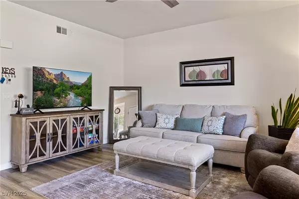 Mesquite, NV 89027,890 Kitty Hawk DR #2412