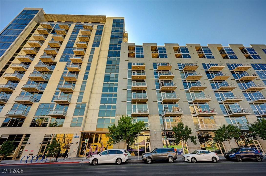 353 E Bonneville AVE #449, Las Vegas, NV 89101