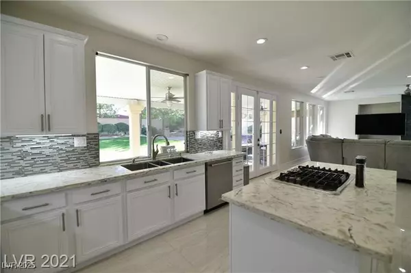 Las Vegas, NV 89183,385 Glenridding ST