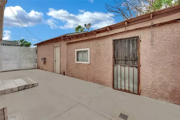 Las Vegas, NV 89101,75 N 27th ST