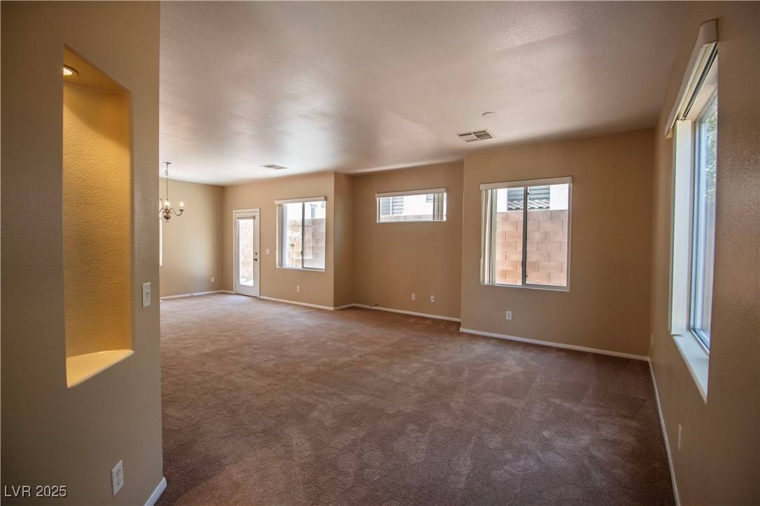 Las Vegas, NV 89141,3727 Perugia CT