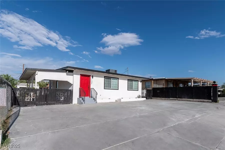 732 N 9th ST, Las Vegas, NV 89101