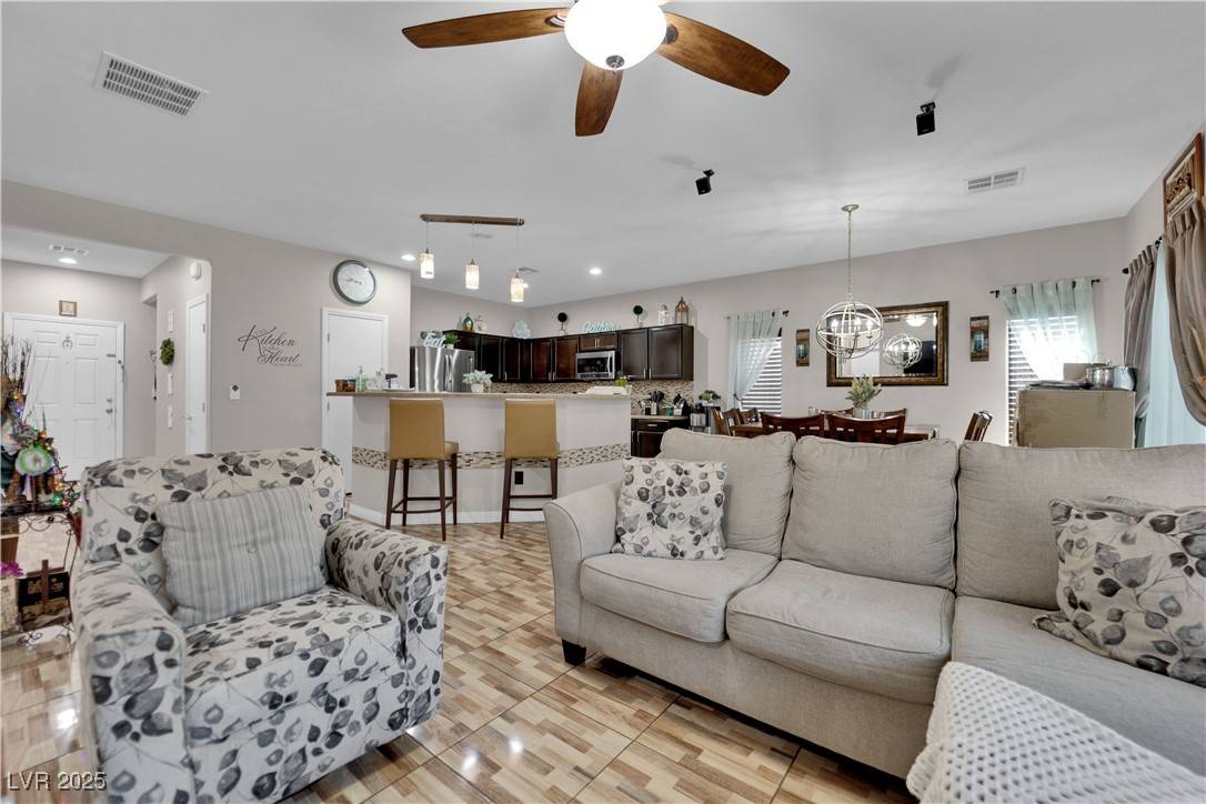 Las Vegas, NV 89115,3752 Calle De Rio AVE