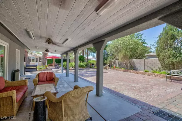 Las Vegas, NV 89118,5033 Saluda CIR