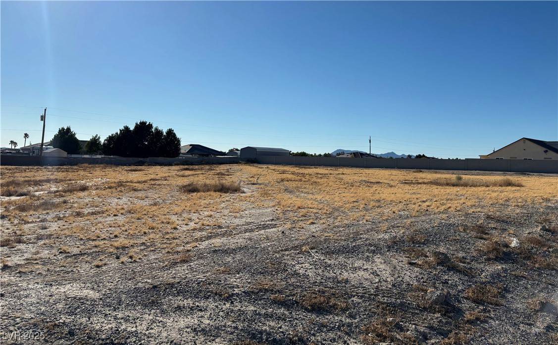 3330 Oakleaf AVE, Pahrump, NV 89048