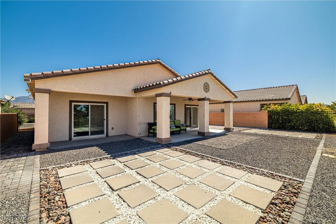 Pahrump, NV 89061,5341 E La Campana DR