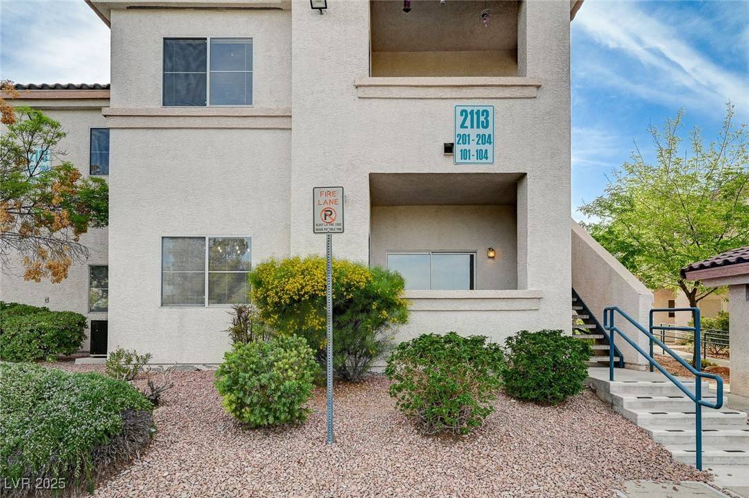 2113 Echo Bay ST #102, Las Vegas, NV 89128