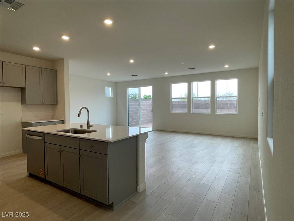 Las Vegas, NV 89113,7116 Parkallen AVE