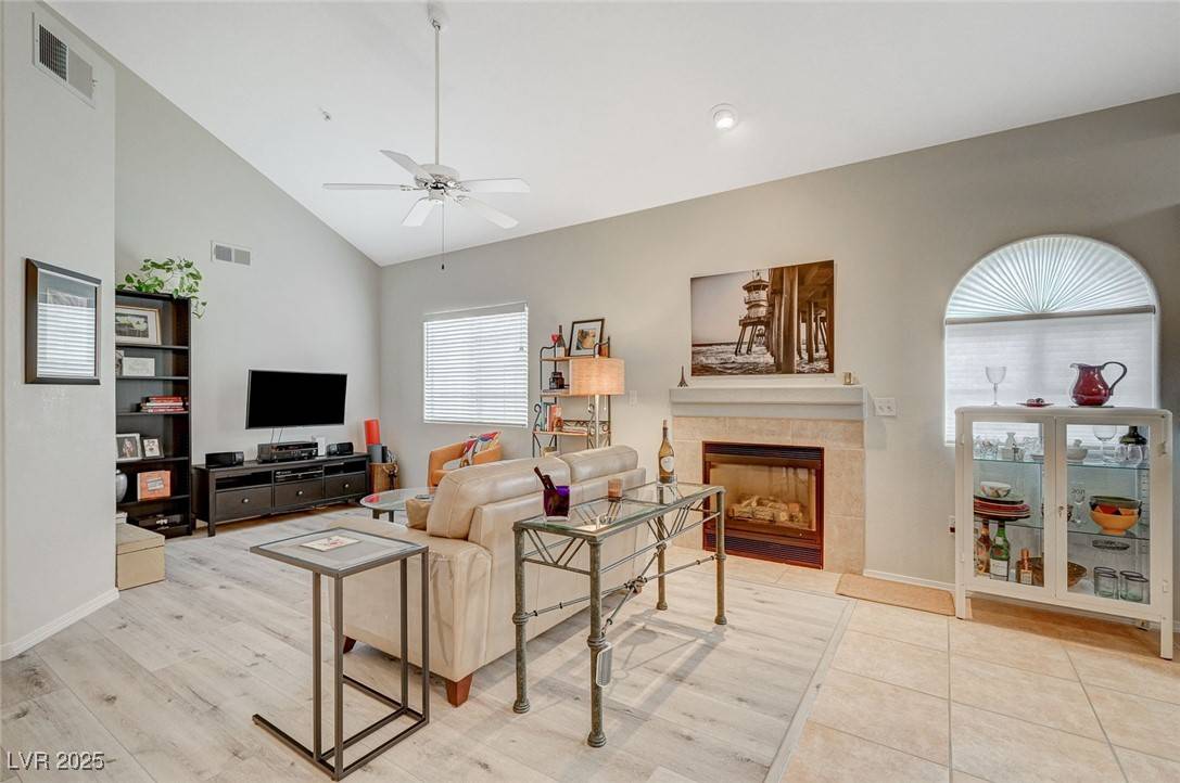 Henderson, NV 89074,2925 Wigwam Pkwy #123