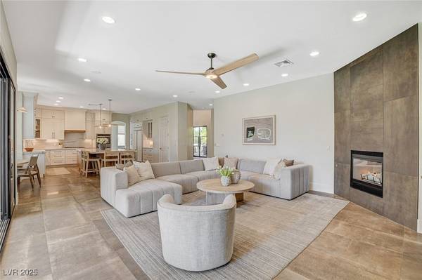 1266 Imperia DR, Henderson, NV 89052