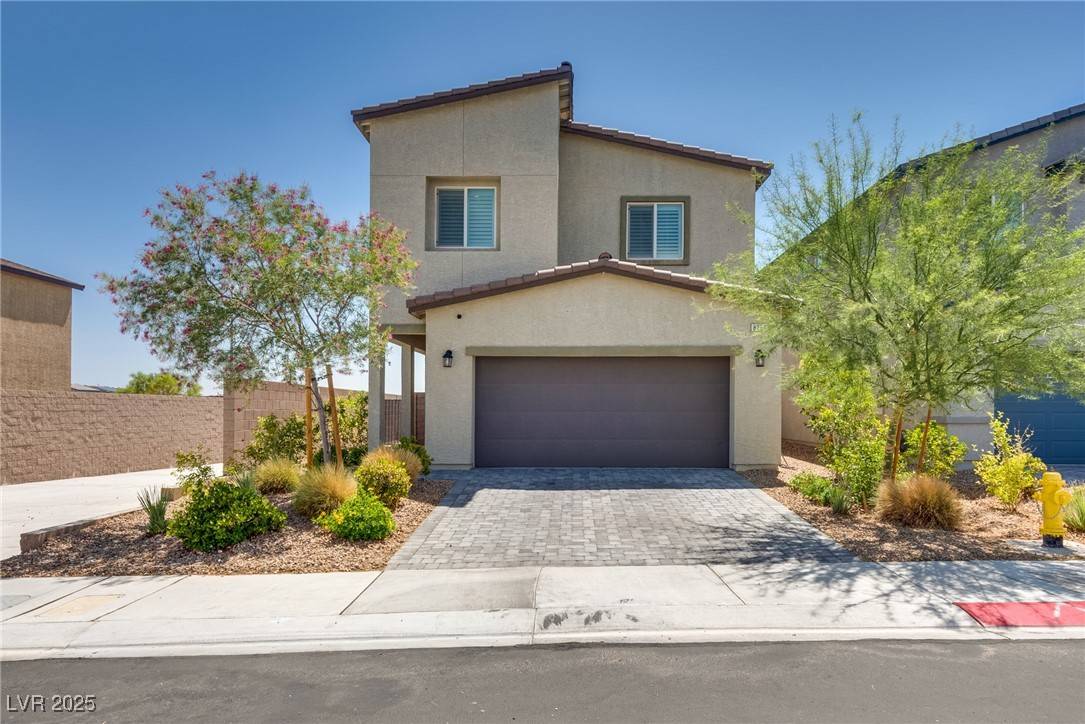 8254 Palladium ST, Las Vegas, NV 89113