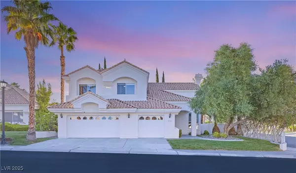 8100 Lake Hills DR, Las Vegas, NV 89128