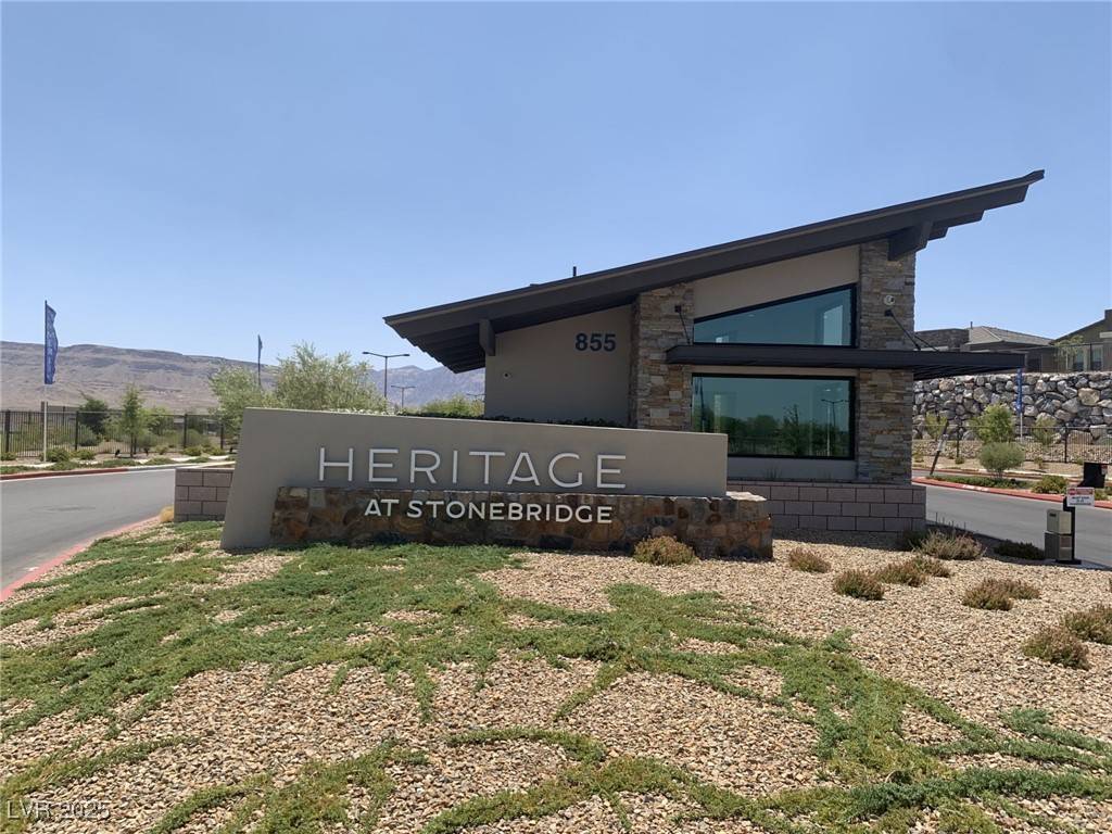 901 Heritage Bend DR, Las Vegas, NV 89138