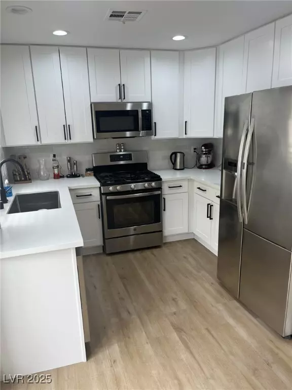 Las Vegas, NV 89128,1512 Couples ST